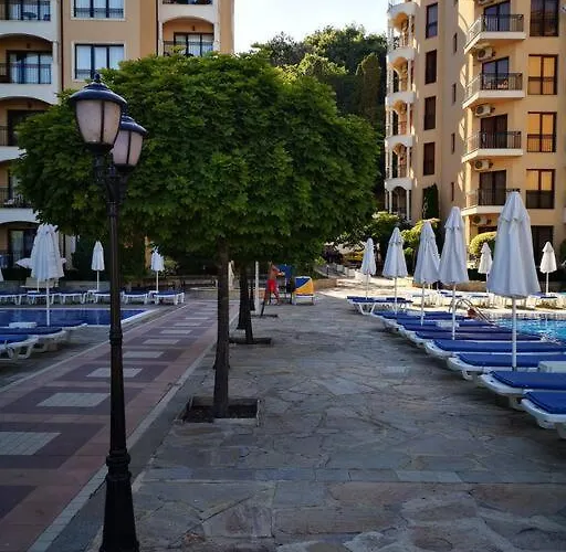 Garden View * Golden Sands